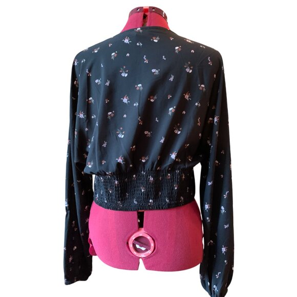ICONE - Large black short blouse short with lace plunging v-neck small flowers - Picture 2 of 8